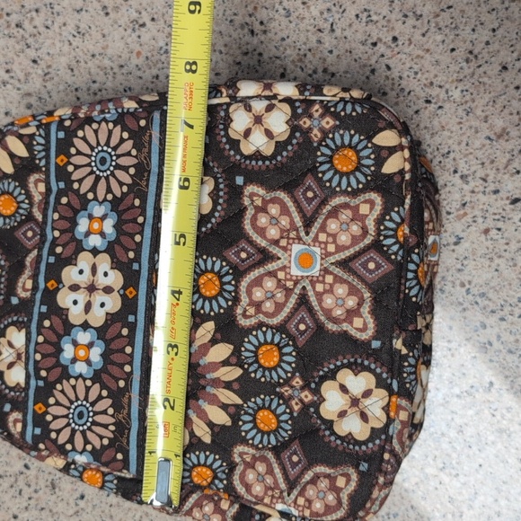 VERA BRADLEY/ "Canyon Floral" Insulated Lunch Tote(discontinued pattern) - Picture 10 of 12